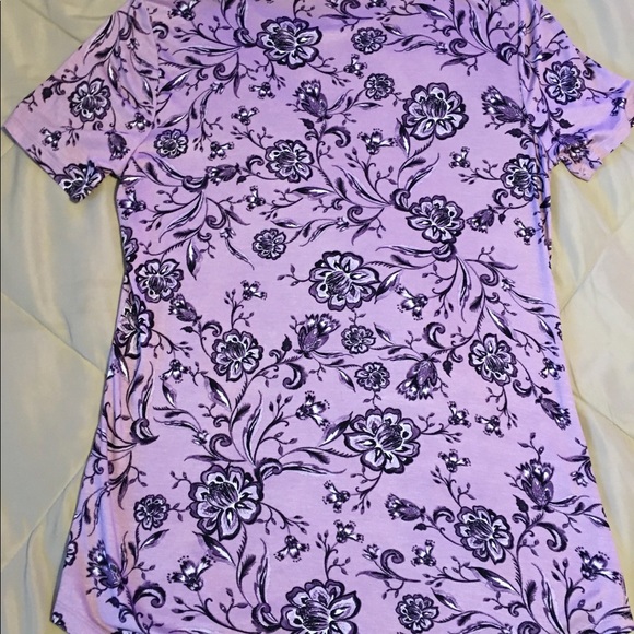 A&I - Beautiful soft & comfortable floral tunic - Picture 3 of 5